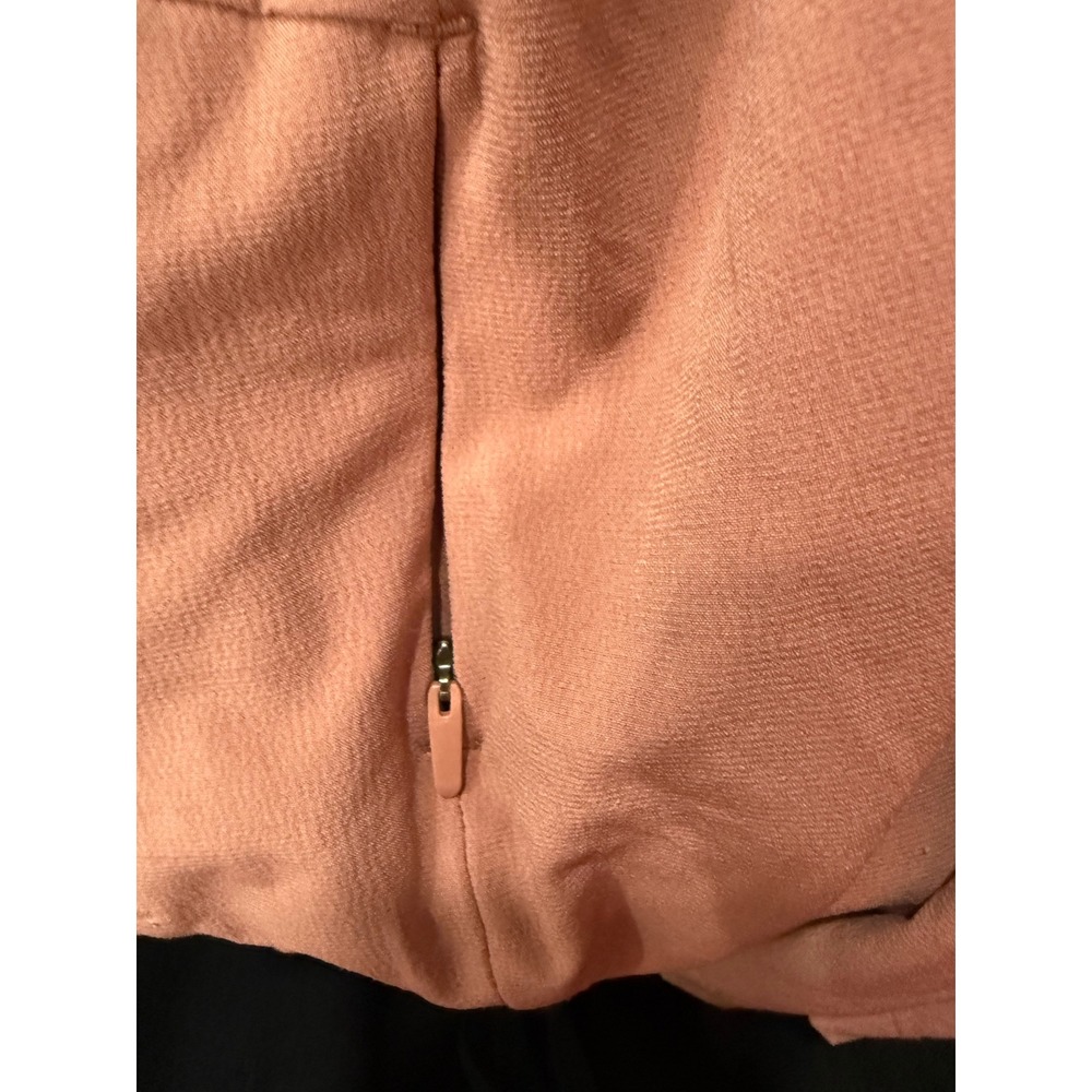 Nike Yoga Dri-FIT Shorts Womens Medium Rose Terracotta CZ9194-691 Athletic - Picture 4 of 5